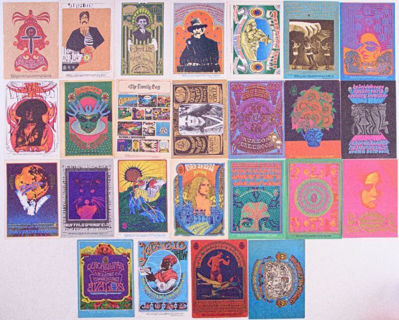 Dealers Lot of 25 Popular Family Dog Original Numbered Series Postcards